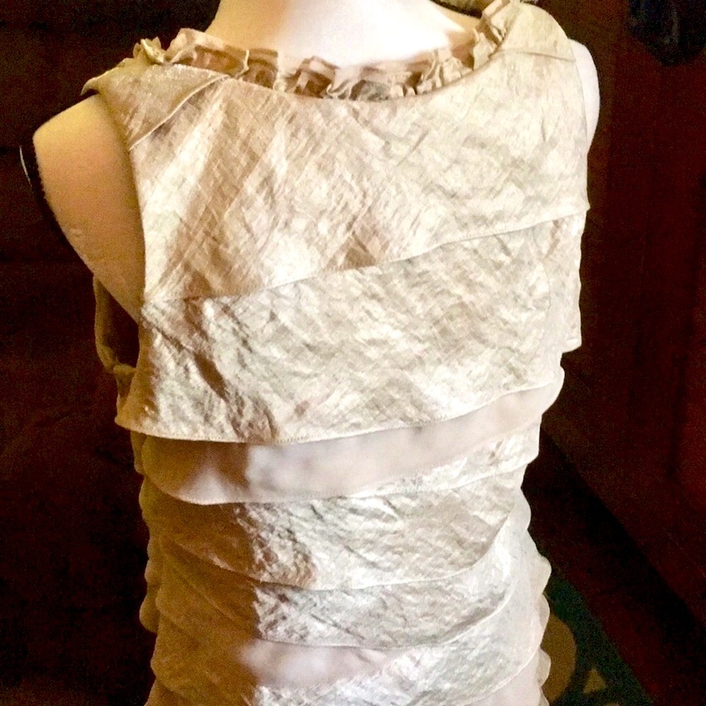 Lovely beige / gold layer formal dress sz 14 - Picture 6 of 6